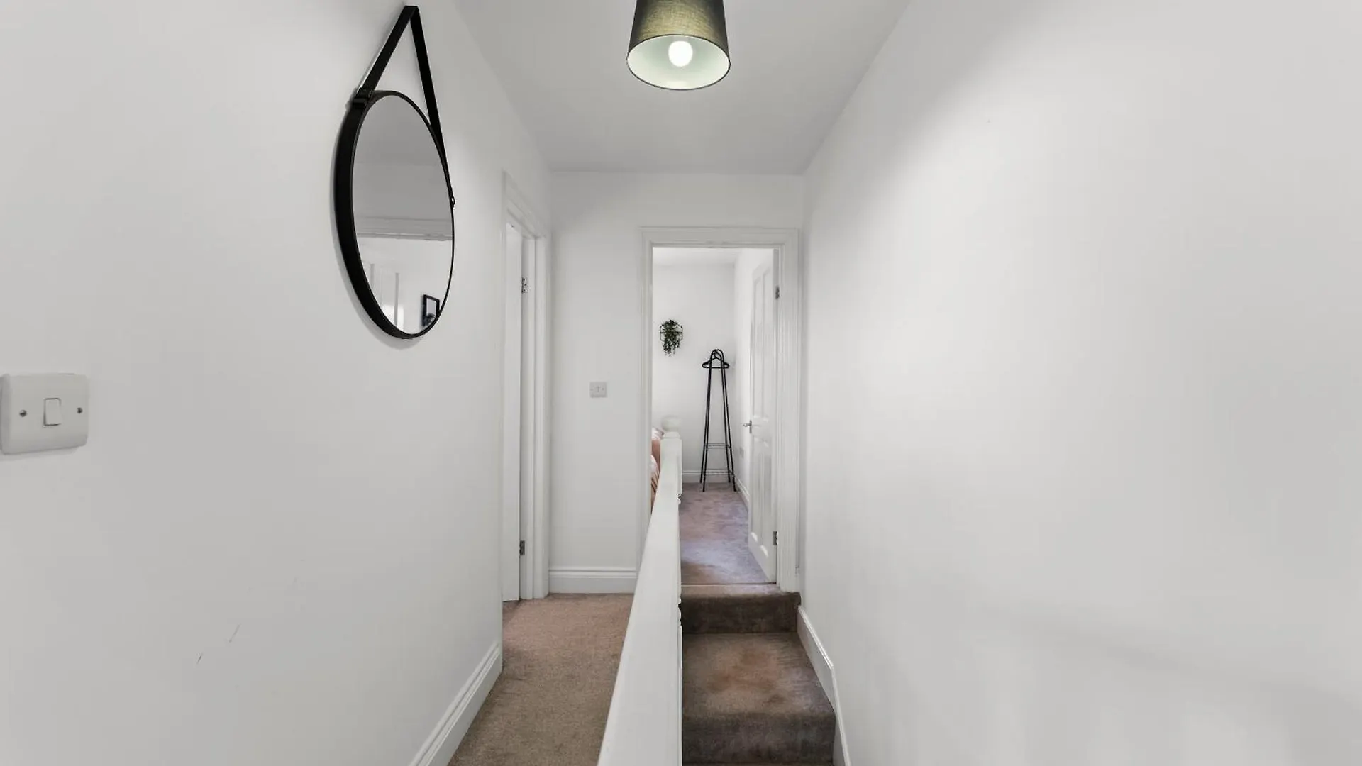 Sleek And Stylish Abode - Parking Villa Bristol 0*,  United Kingdom