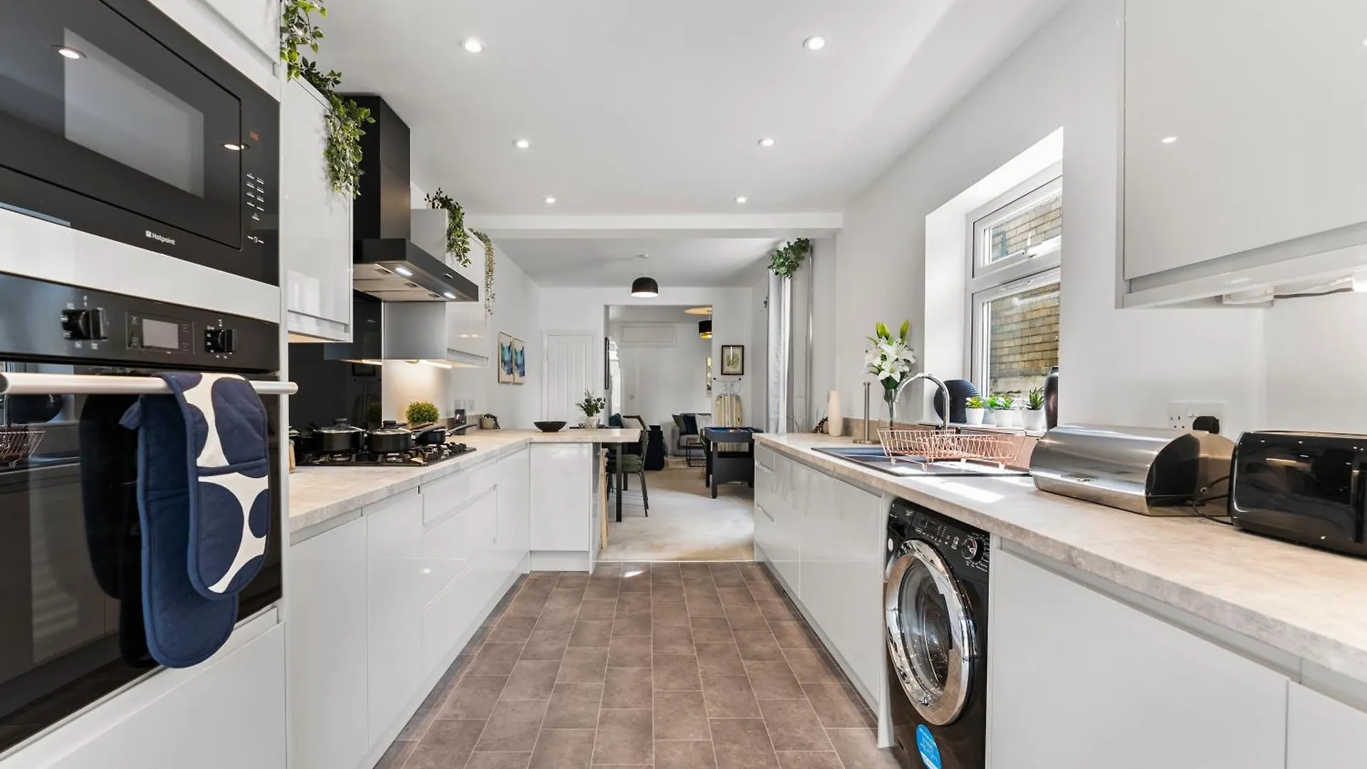 Sleek And Stylish Abode - Parking Villa Bristol 0*,